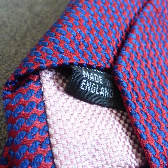 PINK tie, Woven in England - Picture 4 of 10